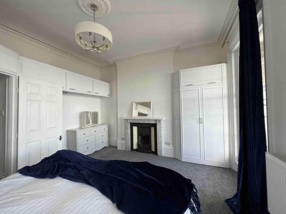 Flat 4 Marine Parade House, 1 East Cliff- Next To Dover Port, White Cliffs, Beach, Castle Экстерьер фото